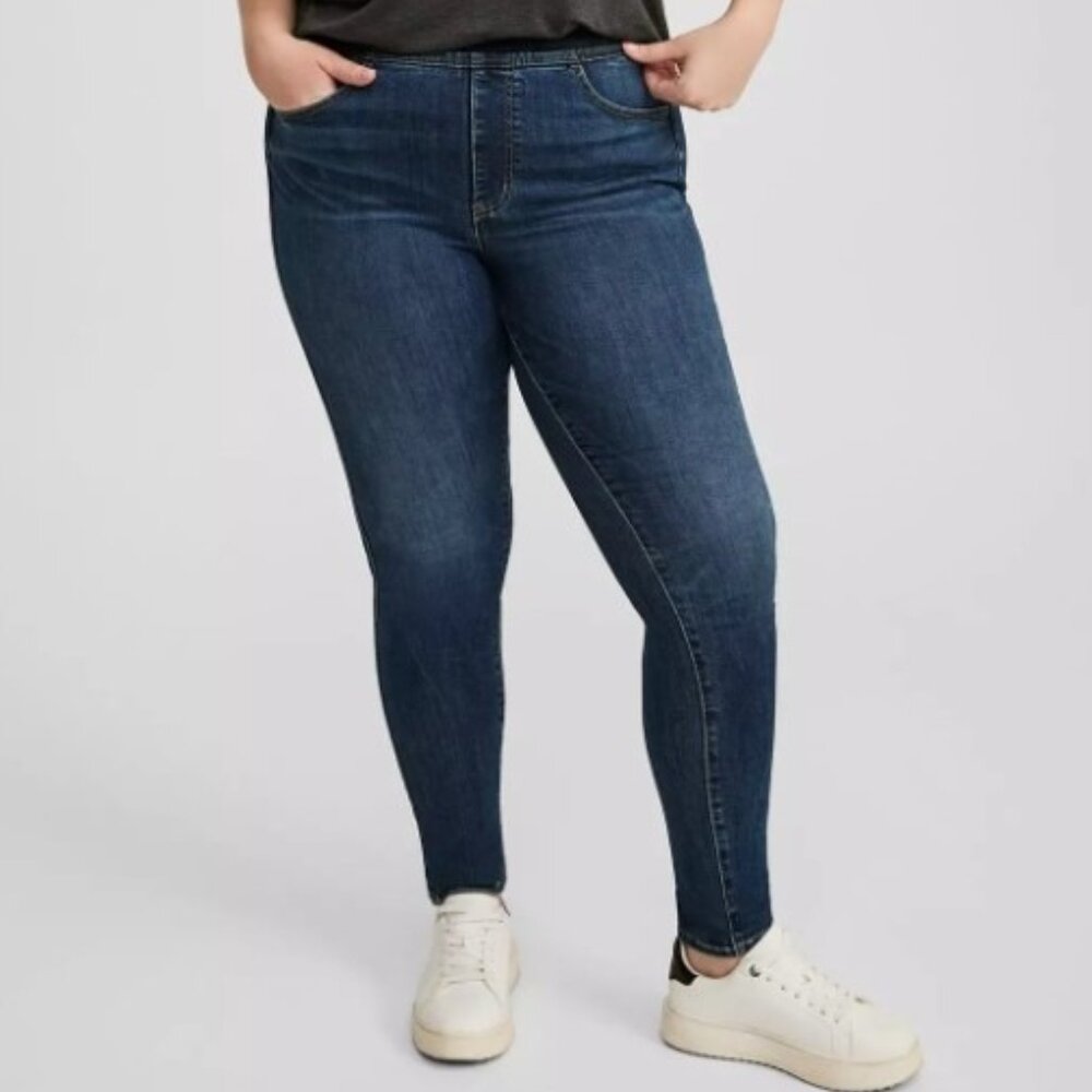 Torrid Lean Jean Skinny High-Rise Jean size 2R